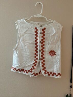 Billabong White Crop Top with Rust Red Geometric Trim